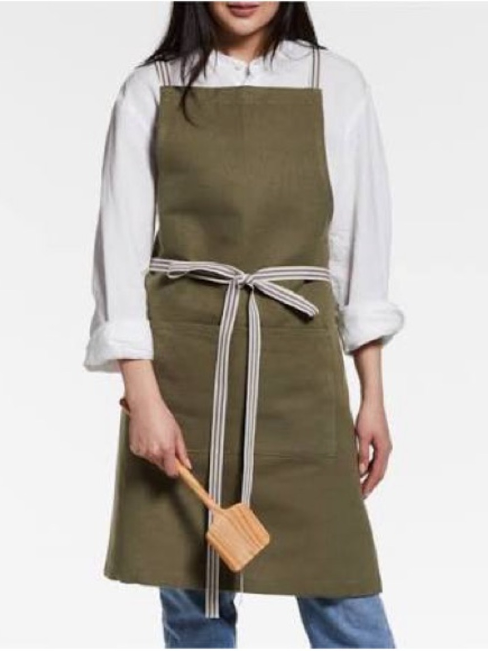 Crate&Barrel Oslo Cross Back Apron with pocket - Picture 3 of 9